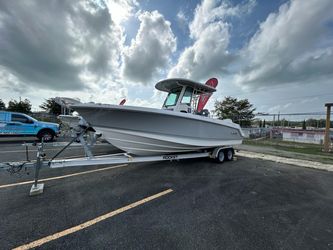 25' Boston Whaler 2024 Yacht For Sale